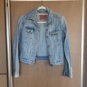 Levi's Classic Light Blue Denim Jacket